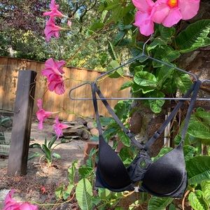 ✨BLACK AERIE PUSH UP BRA✨
